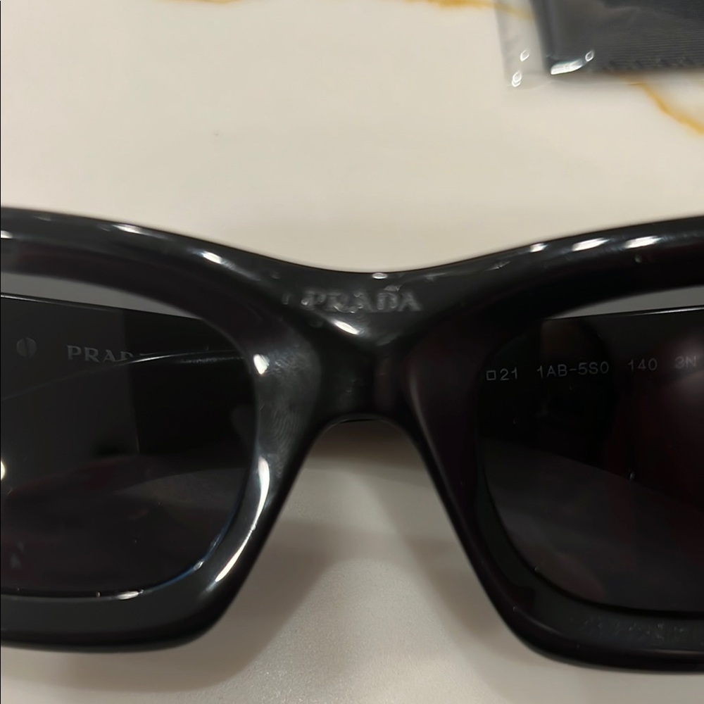 Prada Black Women's Sunglasses PR13Z - Brand New - Picture 2 of 10
